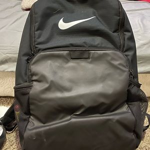 black nike backpack
